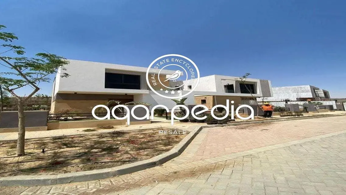 Luxurious Property in an Ideal Location with Private Garden and Balcony