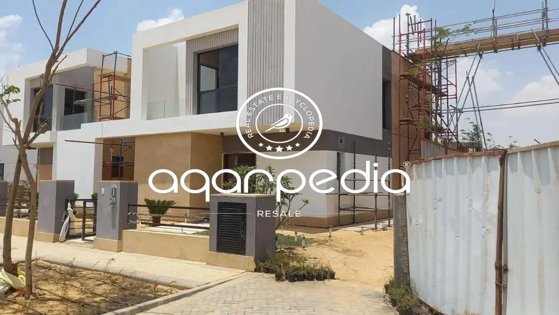 Luxurious Property in an Ideal Location with Private Garden and Balcony