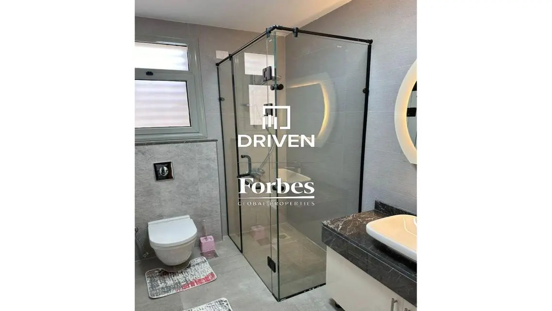 Luxury Apartment for Sale with Ample Space