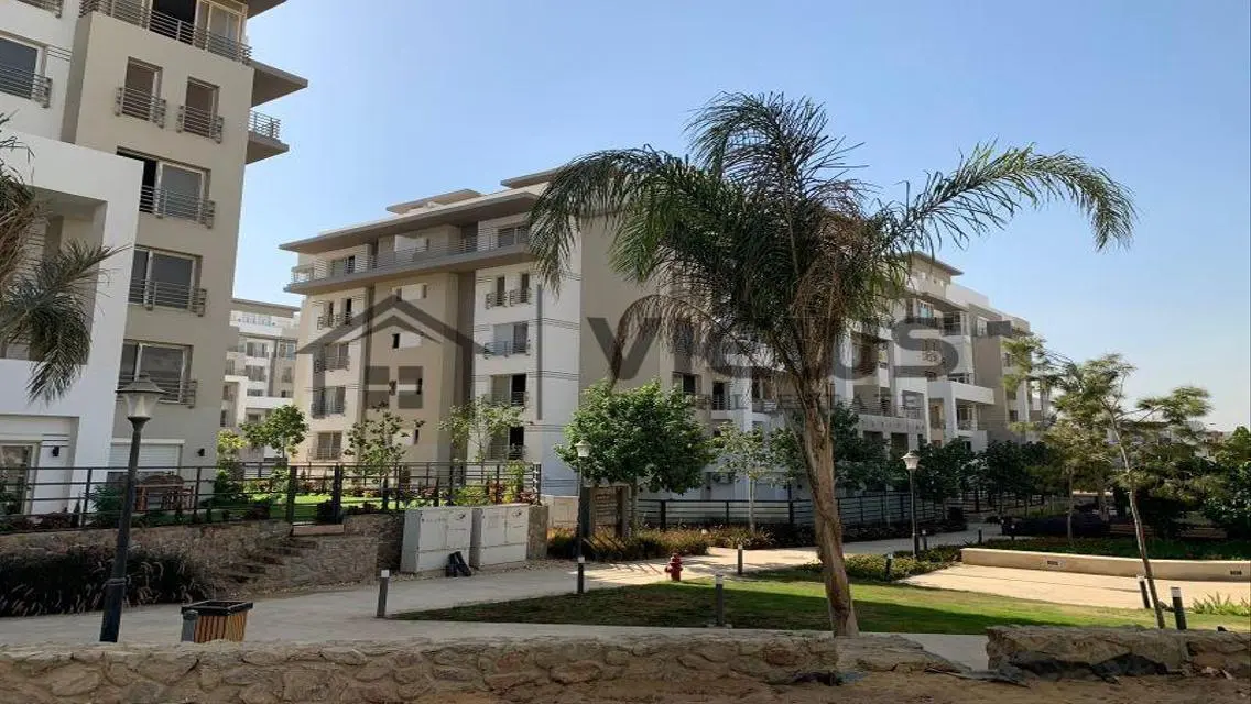 Luxury Apartment for Sale with Stunning Lake View