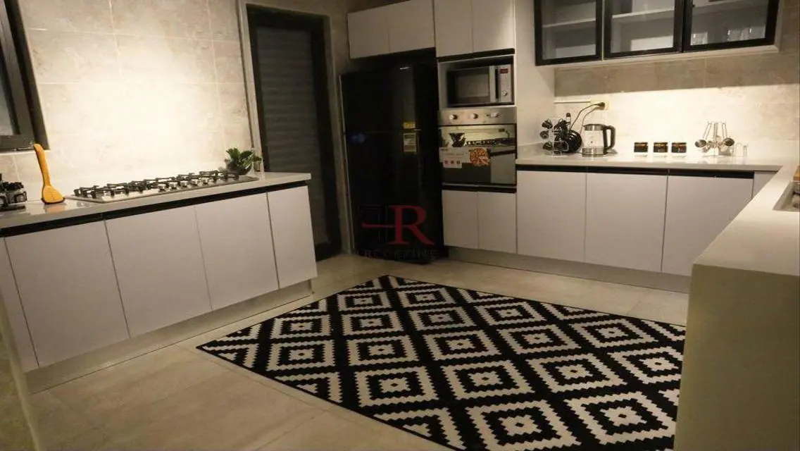 Stunning 85 Square Meter Apartment for Sale in the Heart of the City