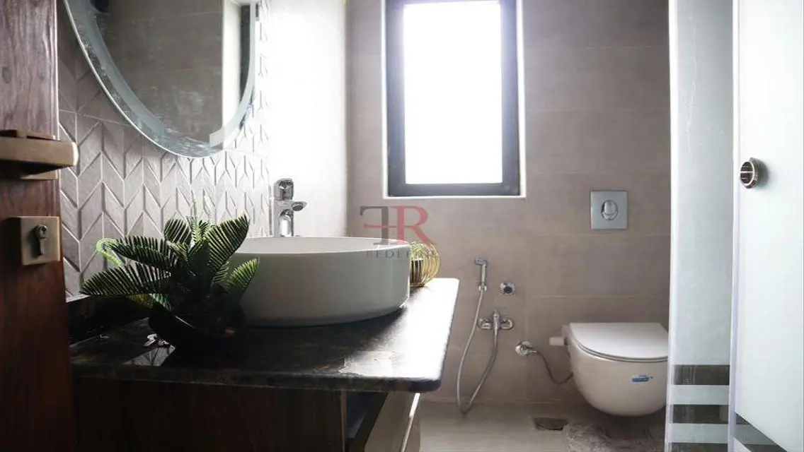Stunning 85 Square Meter Apartment for Sale in the Heart of the City