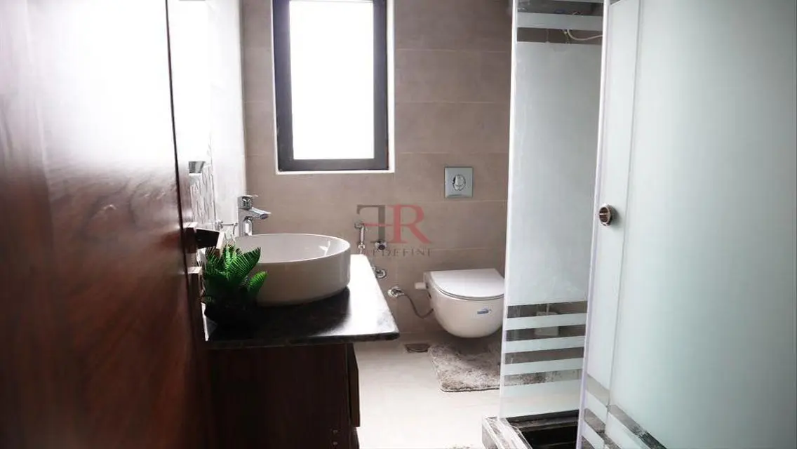 Stunning 85 Square Meter Apartment for Sale in the Heart of the City
