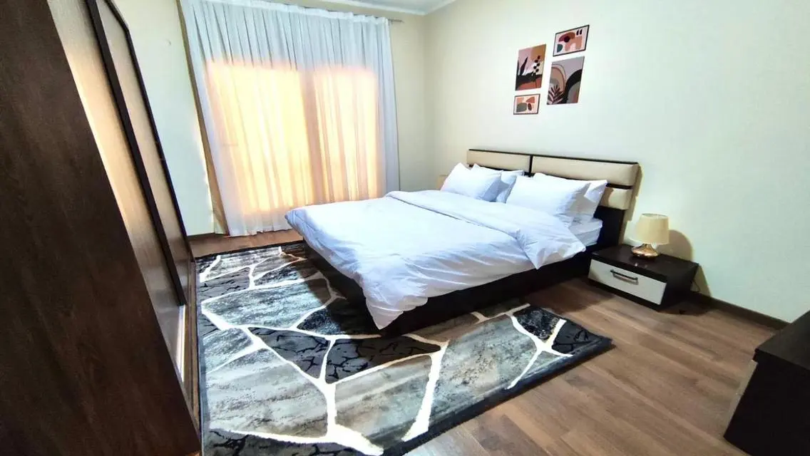 Luxury Villa for Sale in -90-