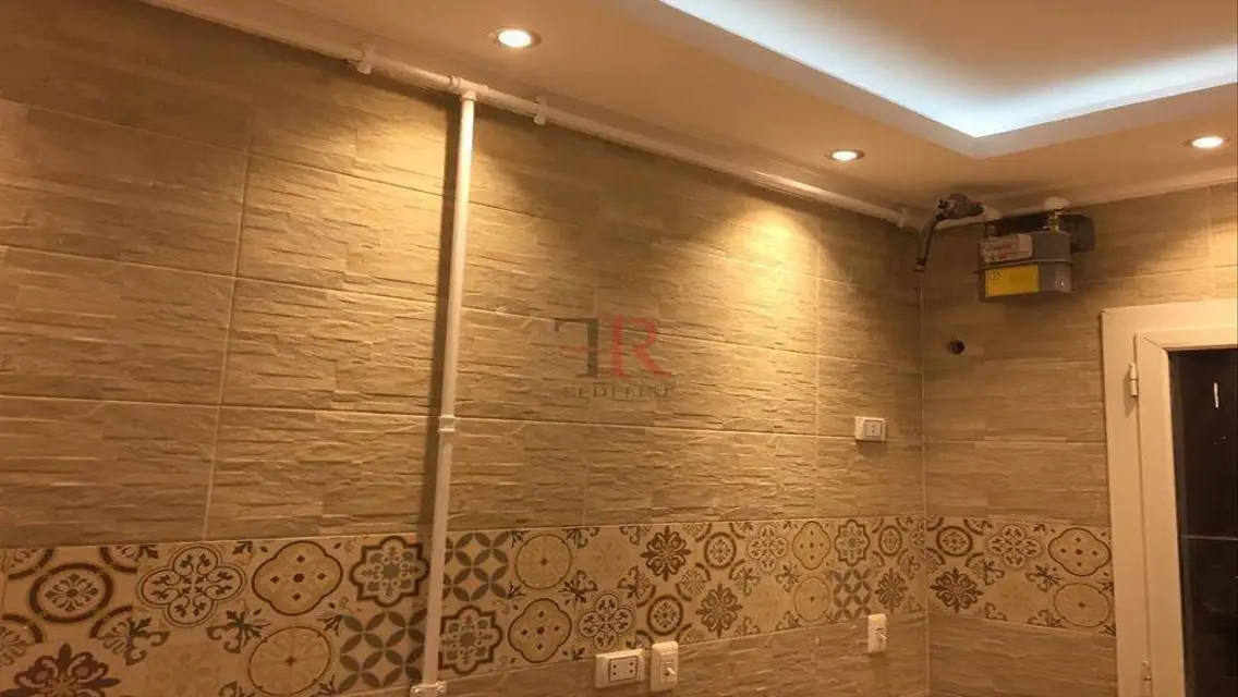 شقة فاخرة للبيع بمساحة فسيحة