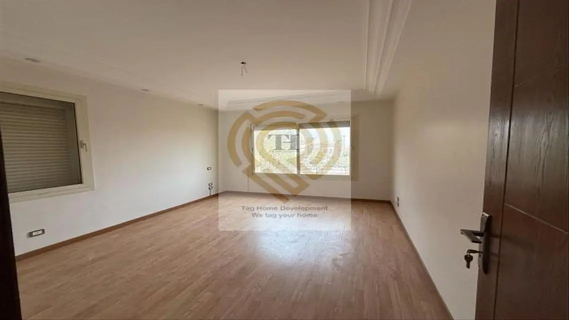 Luxury Villa for Sale at 120,000 EGP - 375 sqm with 4 Bedrooms and 3 Bathrooms