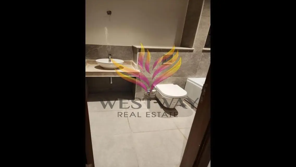 عقار مميز للبيع بحراسات أمنية