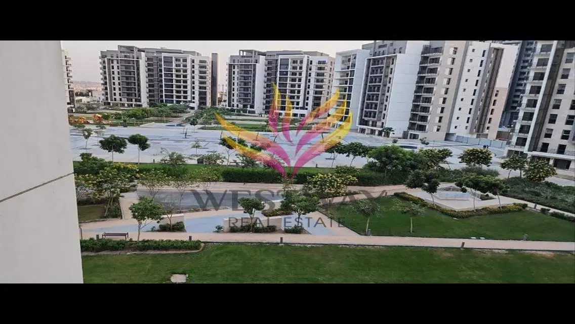 عقار مميز للبيع بحراسات أمنية