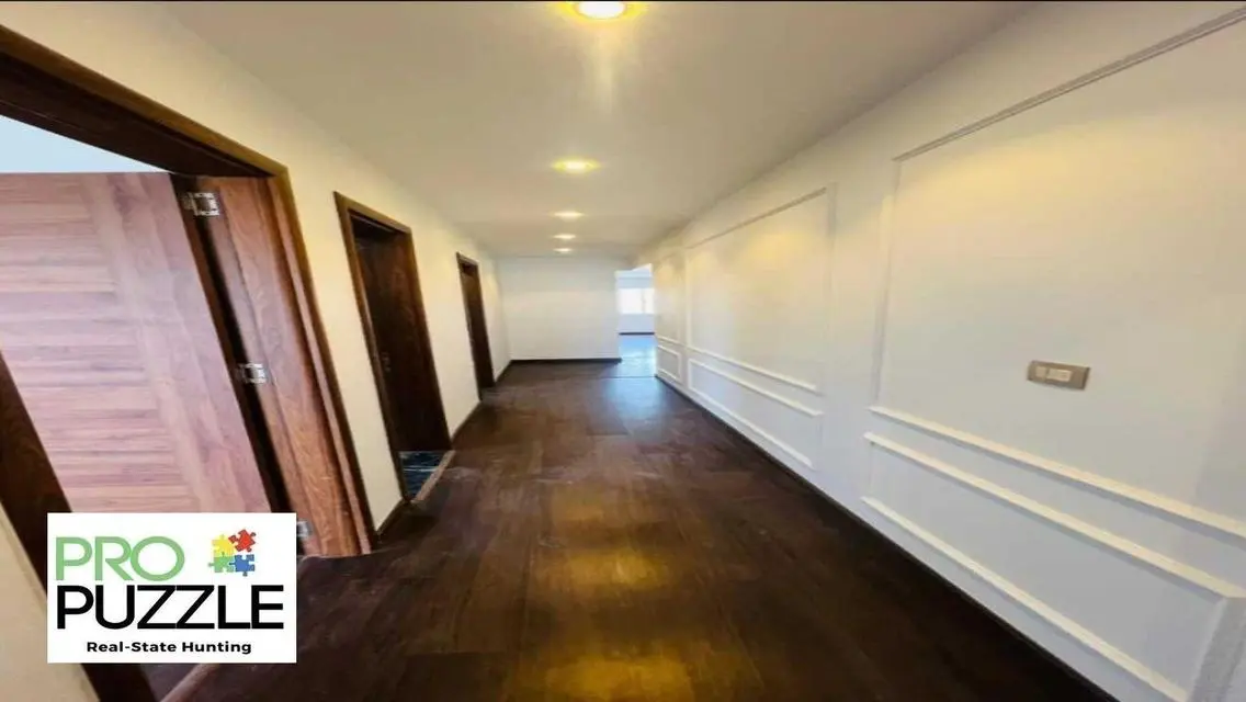 Apartment for Rent in Hyde Park