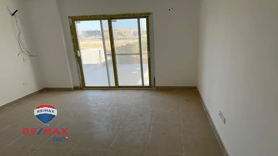 شقة فاخرة للبيع في موقع متميز