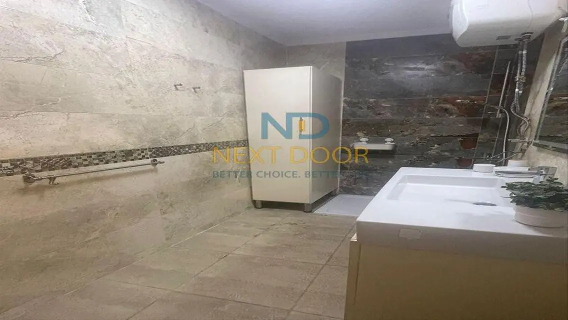 Luxury 130 sqm Apartment in the Heart of the City