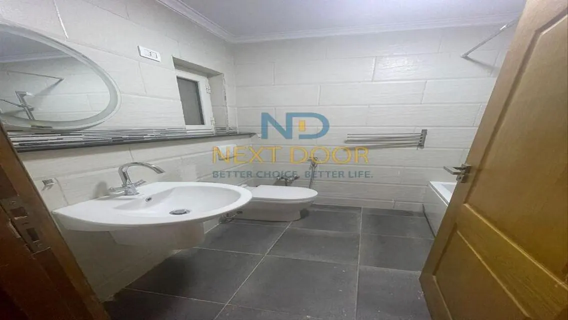 Luxury 130 sqm Apartment in the Heart of the City