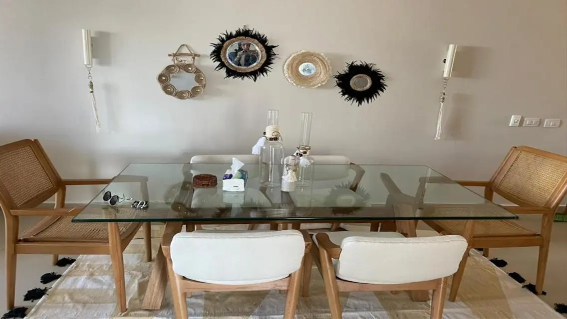Luxury Apartment with Security and Balcony in the Heart of the City