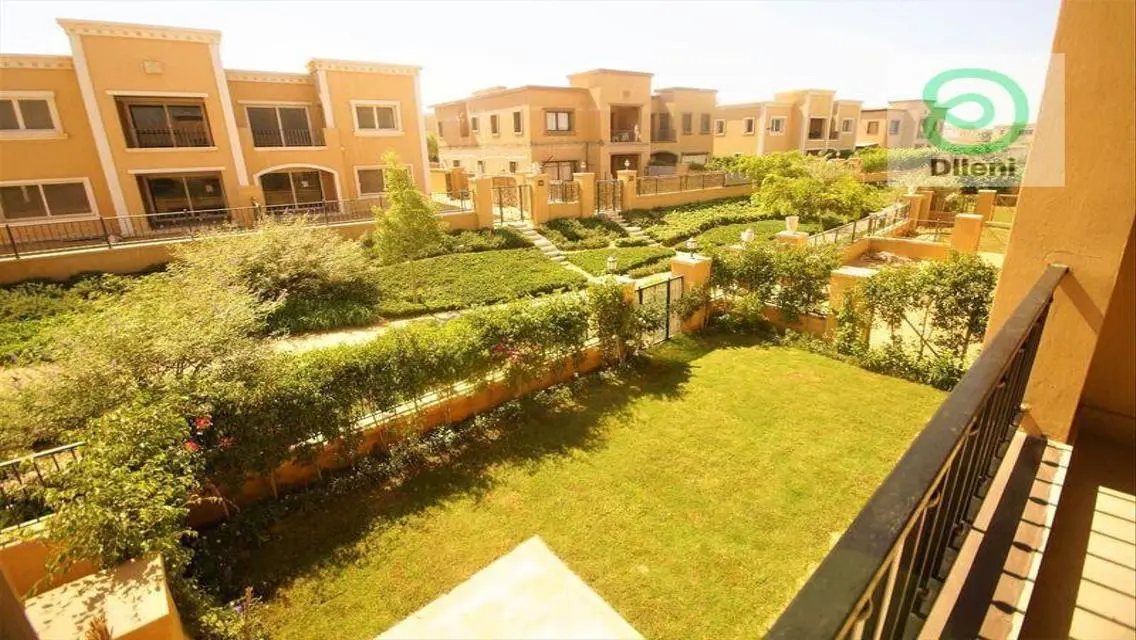 فيلا فاخرة للايجار بمساحة 227 متر