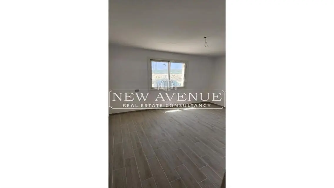 Luxurious Apartment with Private Garden and Excellent Amenities