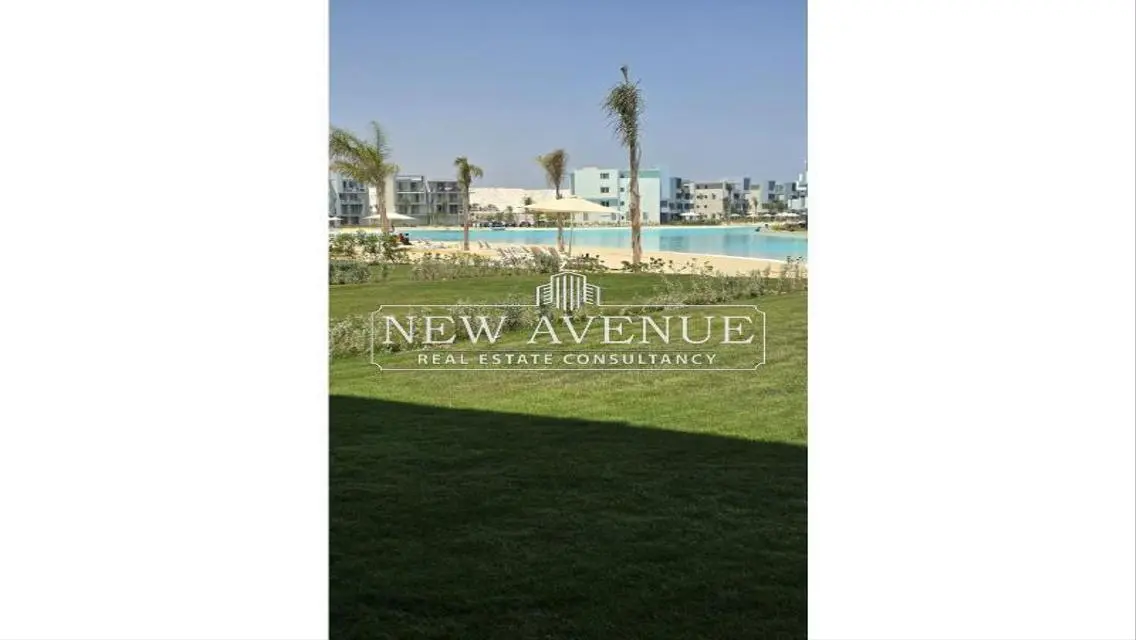 Luxurious Apartment with Private Garden and Excellent Amenities