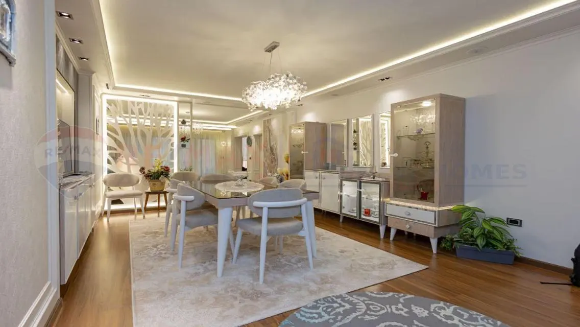 Luxury Apartment for Sale -220-