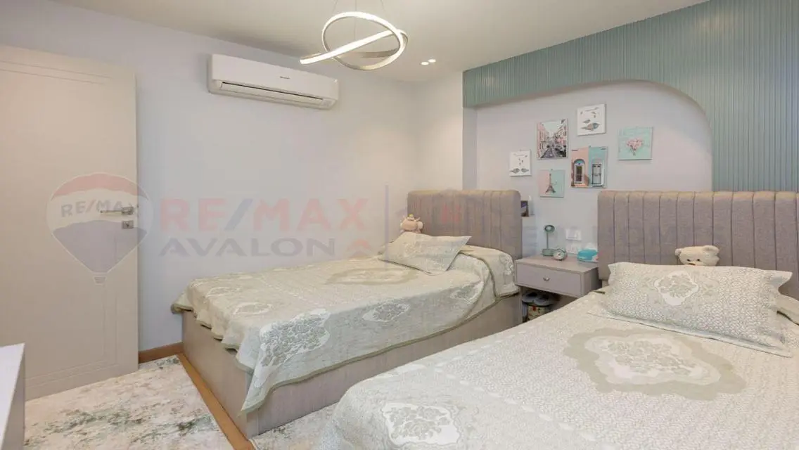 Luxury Apartment for Sale -220-