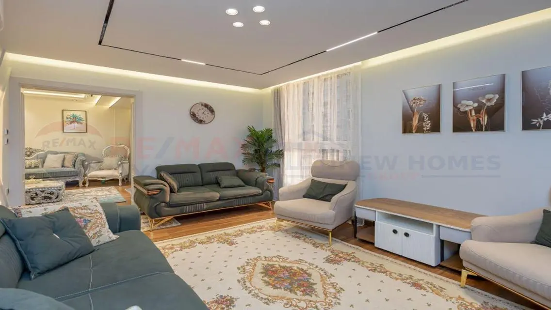Luxury Apartment for Sale -220-