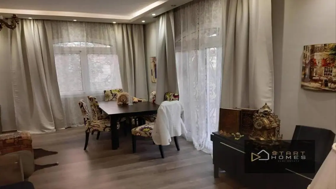 Stunning Apartment with Balcony and Security Guard in Prime Location