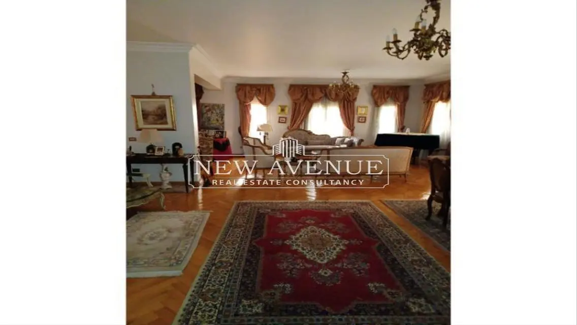 Luxury Villa with Private Garden and Amazing Amenities