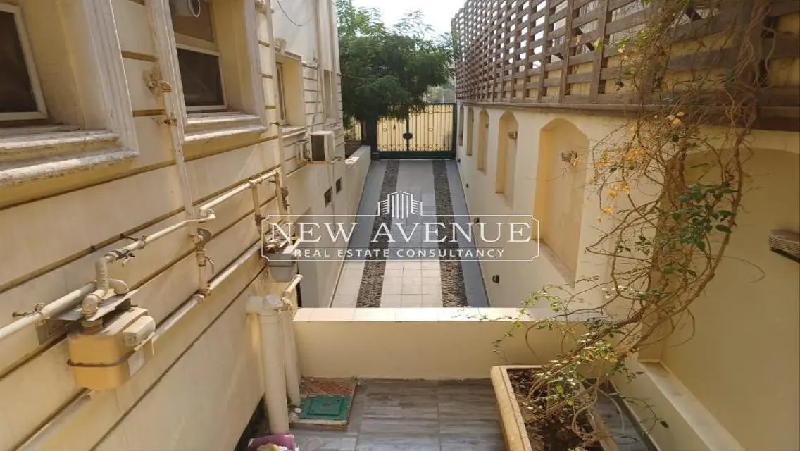 Luxury Villa with Private Garden and Amazing Amenities