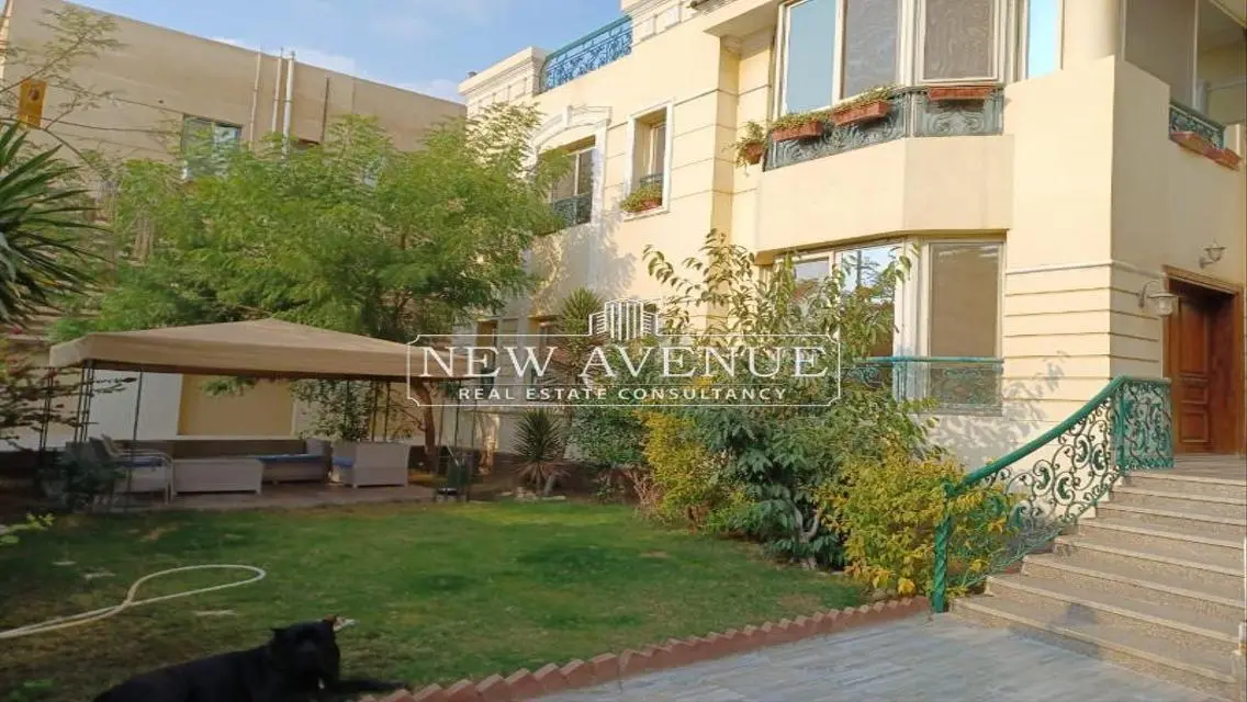 Luxury Villa with Private Garden and Amazing Amenities