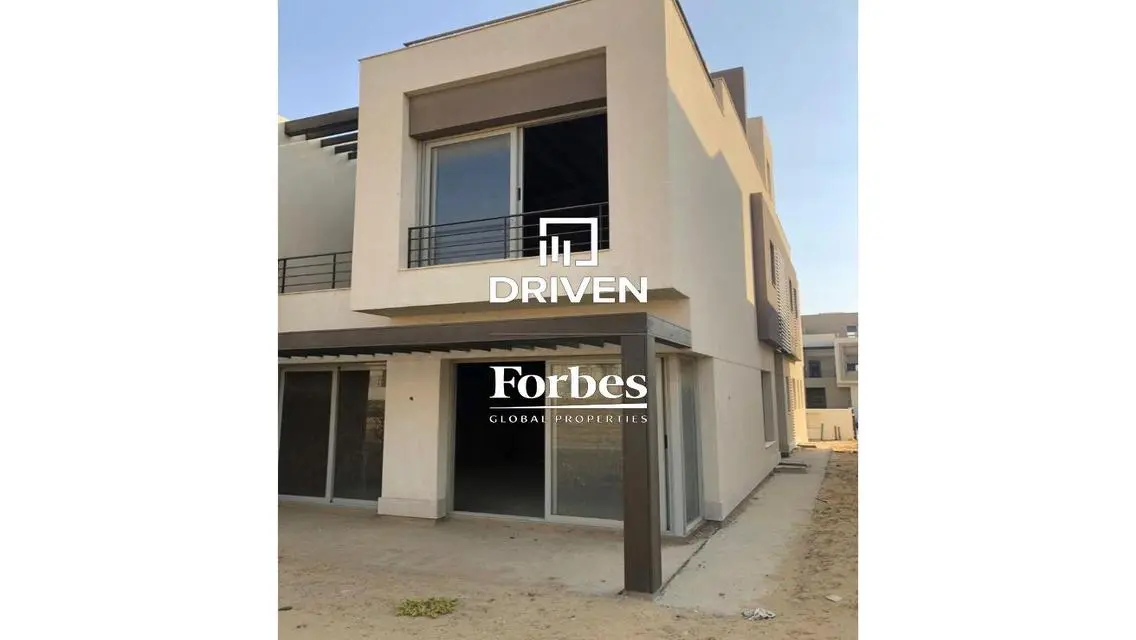 Luxury Apartment for Sale with Spacious Design and Private Pool