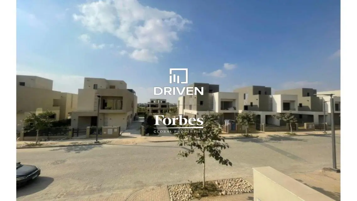 Luxury Apartment for Sale with Spacious Design and Private Pool