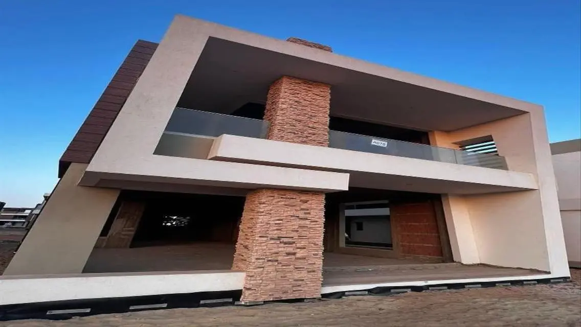 Luxury Villa for Sale with Private Pool and Garden in a Prime Location