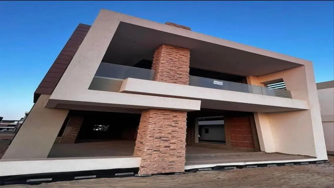 Luxury Villa for Sale with Private Pool and Garden in a Prime Location