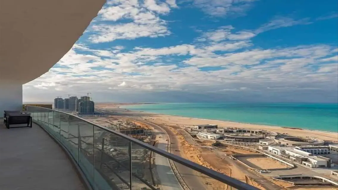 شقة فاخرة مطلة على البحيرات مع جميع المرافق