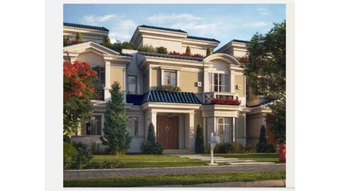Luxury Apartment Overlooking Lakes