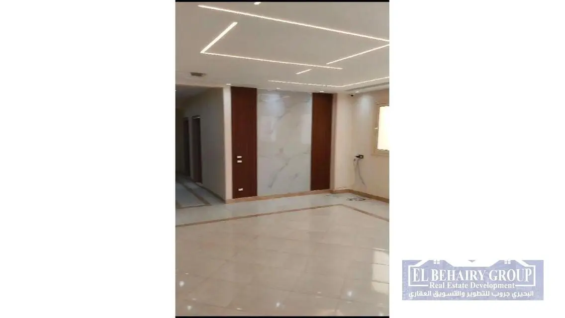 Luxurious Apartment with Spacious Design