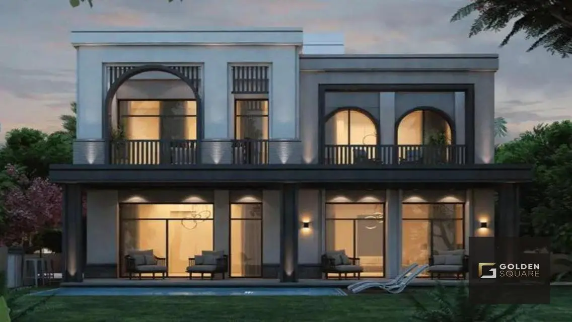 Luxurious Apartment with Spacious Layout in the City Center