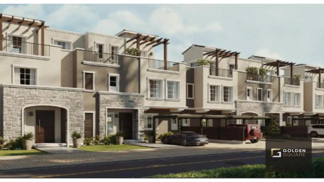 Luxurious Apartment with Spacious Layout in the City Center