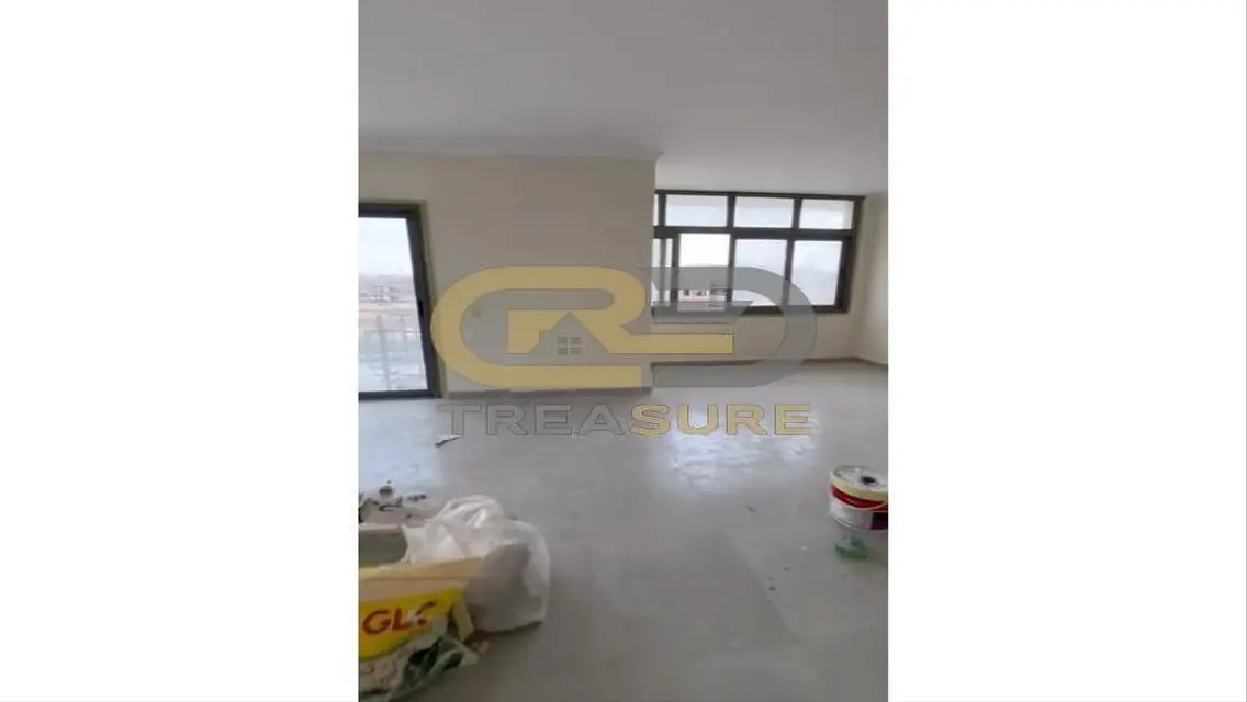 شقة فاخرة للإيجار بمساحة مريحة