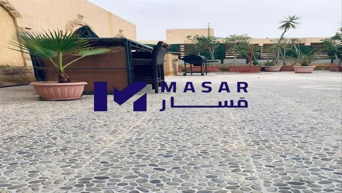 شقة فاخرة مع إطلالة رائعة في موقع متميز