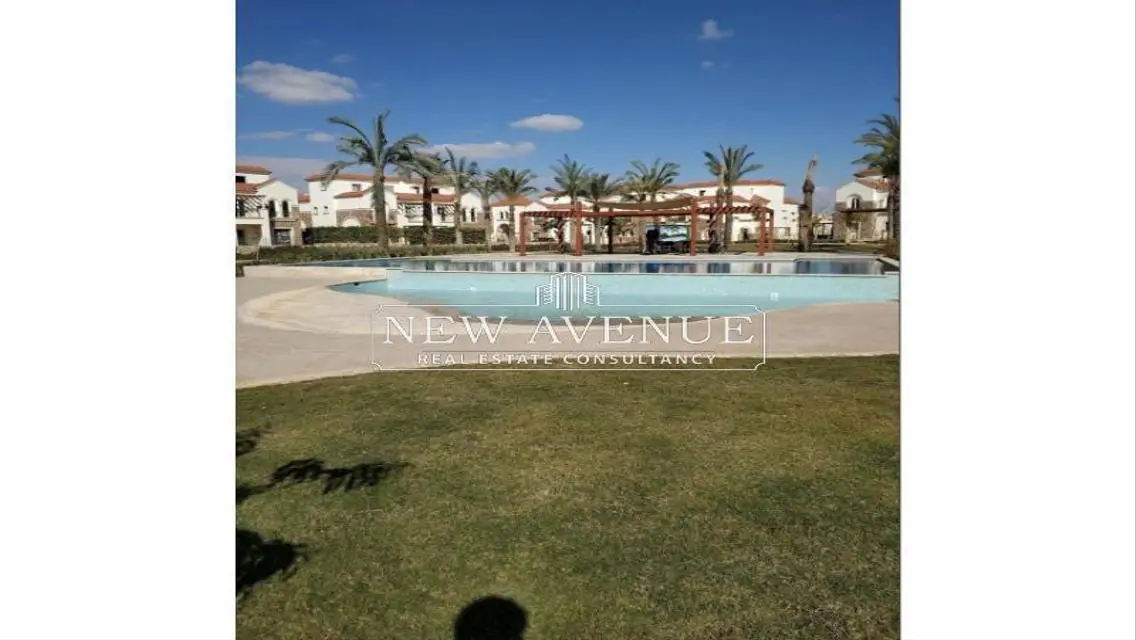 Luxurious Apartment with Private Garden in Prime Location