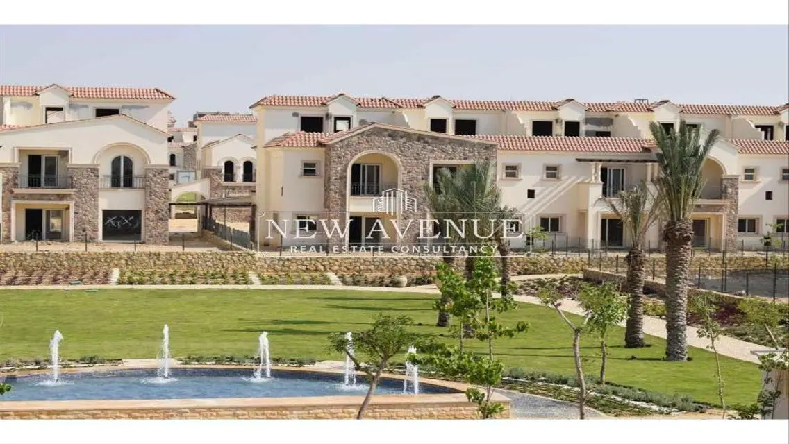 Luxurious Apartment with Private Garden in Prime Location