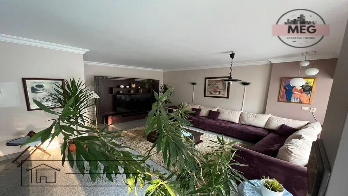 Apartment for Sale with Security and Stunning View