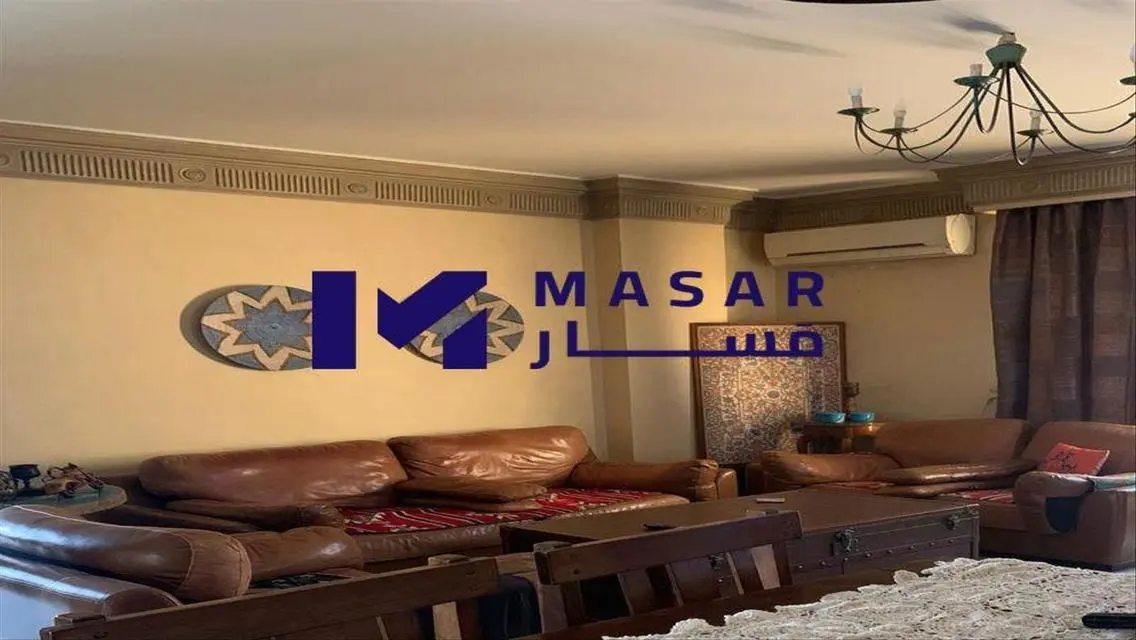 شقة فاخرة بمساحة 120 متر مع تكييف مركزي