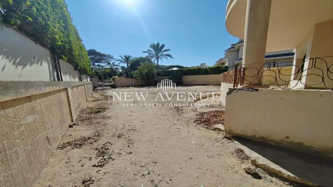 Luxury Villa for Sale in Prime Location
