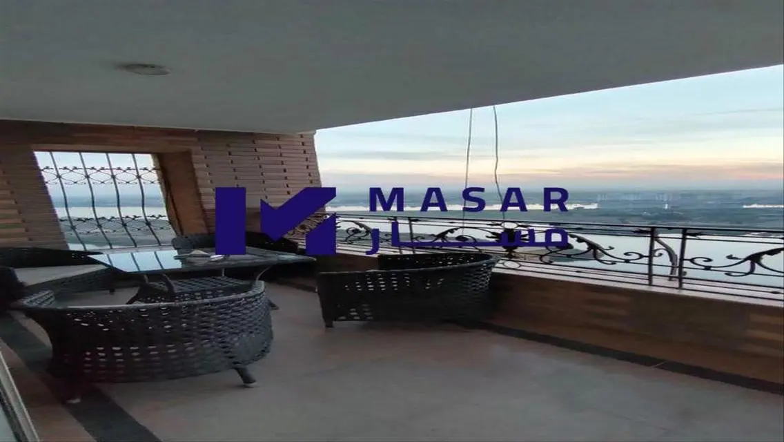 Luxury Apartment for Sale with Lake View