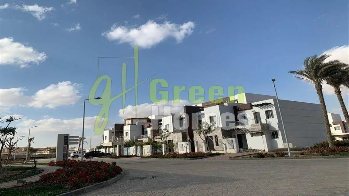 Luxury Green Home on 250 Square Meters with Security Guard