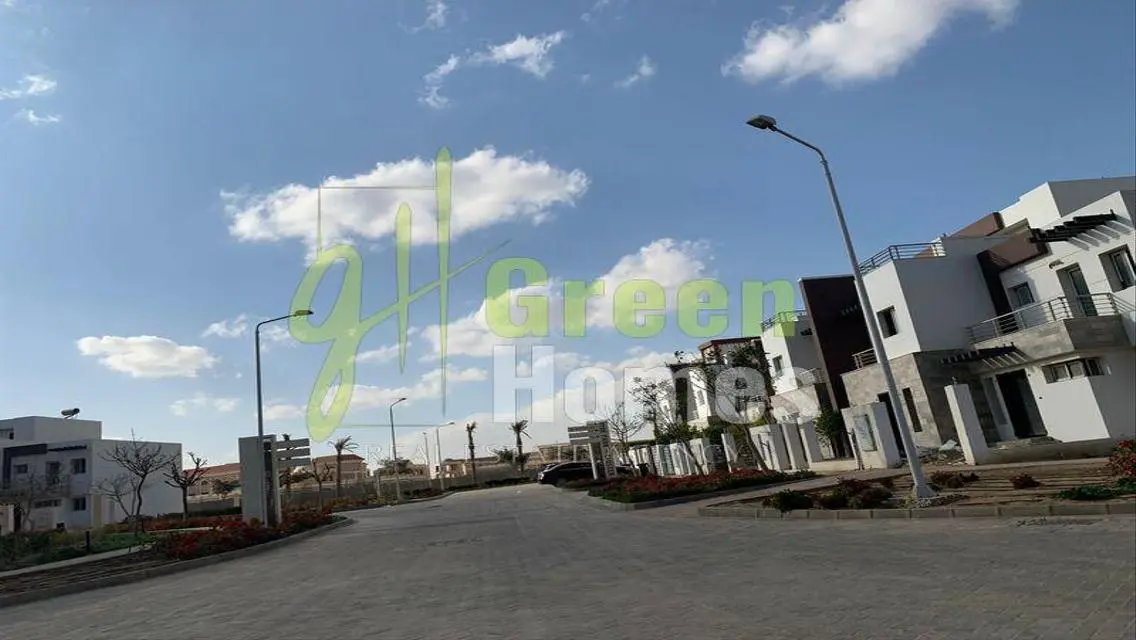 Luxury Green Home on 250 Square Meters with Security Guard