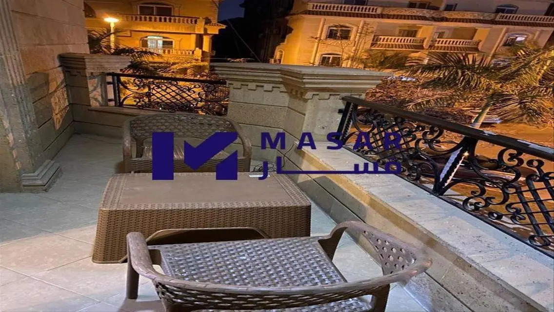 شقة رائعة للإيجار بمساحة 240 متر