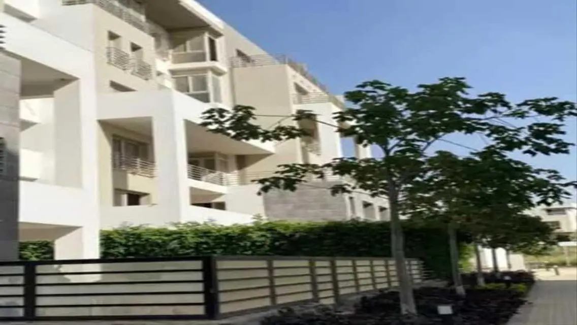 شقة فاخرة للبيع بمساحة 150 متر