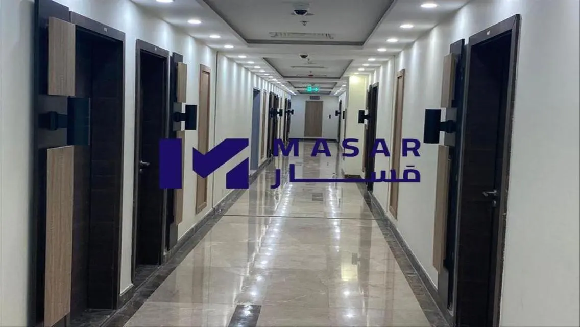 عقار متميز للبيع بمساحة شاملة