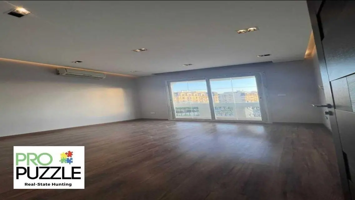 Apartment for Rent in Mountain View Hyde Park - 160 sqm
